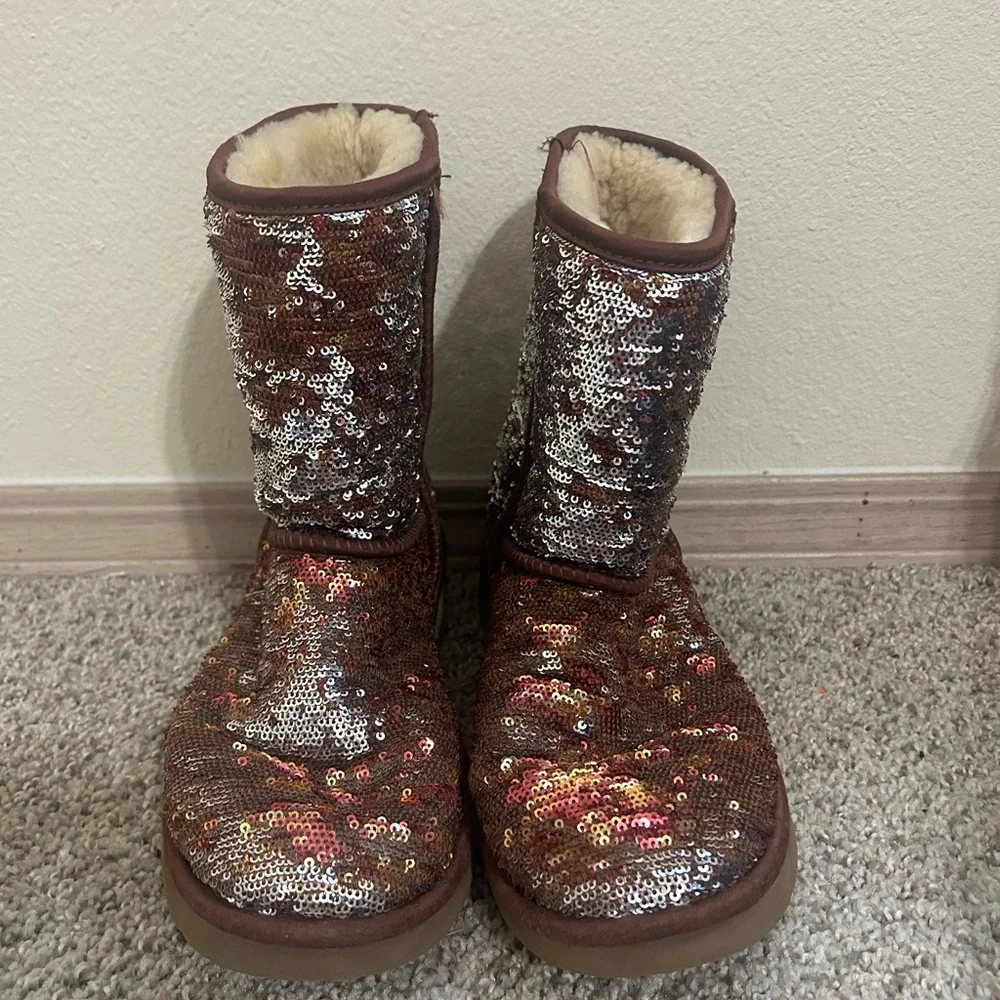 UGG Classic Short Australia Brown Silver Sparkle Sequin Boot Women's Size 8